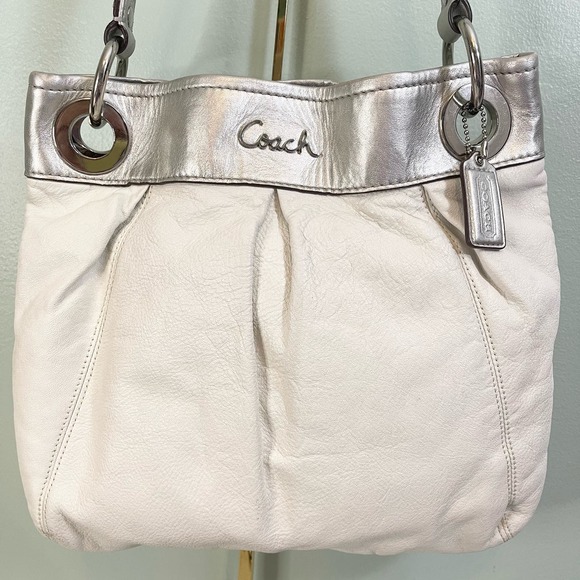 Vintage Coach Ashley White Silver Leather Convertible Crossbody Shoulder Handbag - Picture 3 of 15